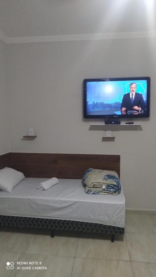 Pousada Quarto Com Ar, Wi Fi,Frigobar Perto Da Basilica Апаресида Екстериор снимка